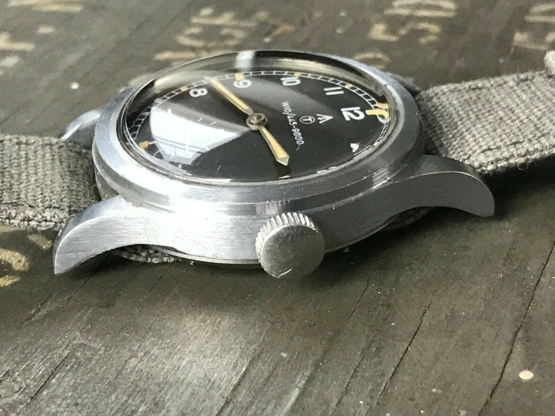 レコード（RECODE）イギリス陸軍　ダーティダースW.W.W.　W10　NATO文字盤　1960年代