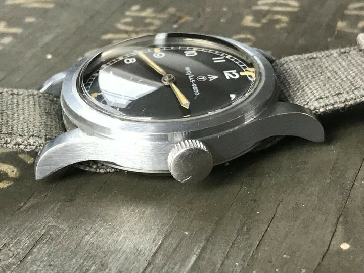 レコード（RECODE）イギリス陸軍　ダーティダースW.W.W.　W10　NATO文字盤　1960年代