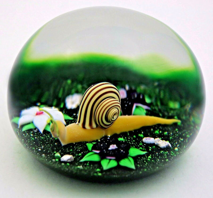 SPLENDID Large BACCARAT Fully Extended SNAIL and Flowers Art Glass PAPERWEIGHT