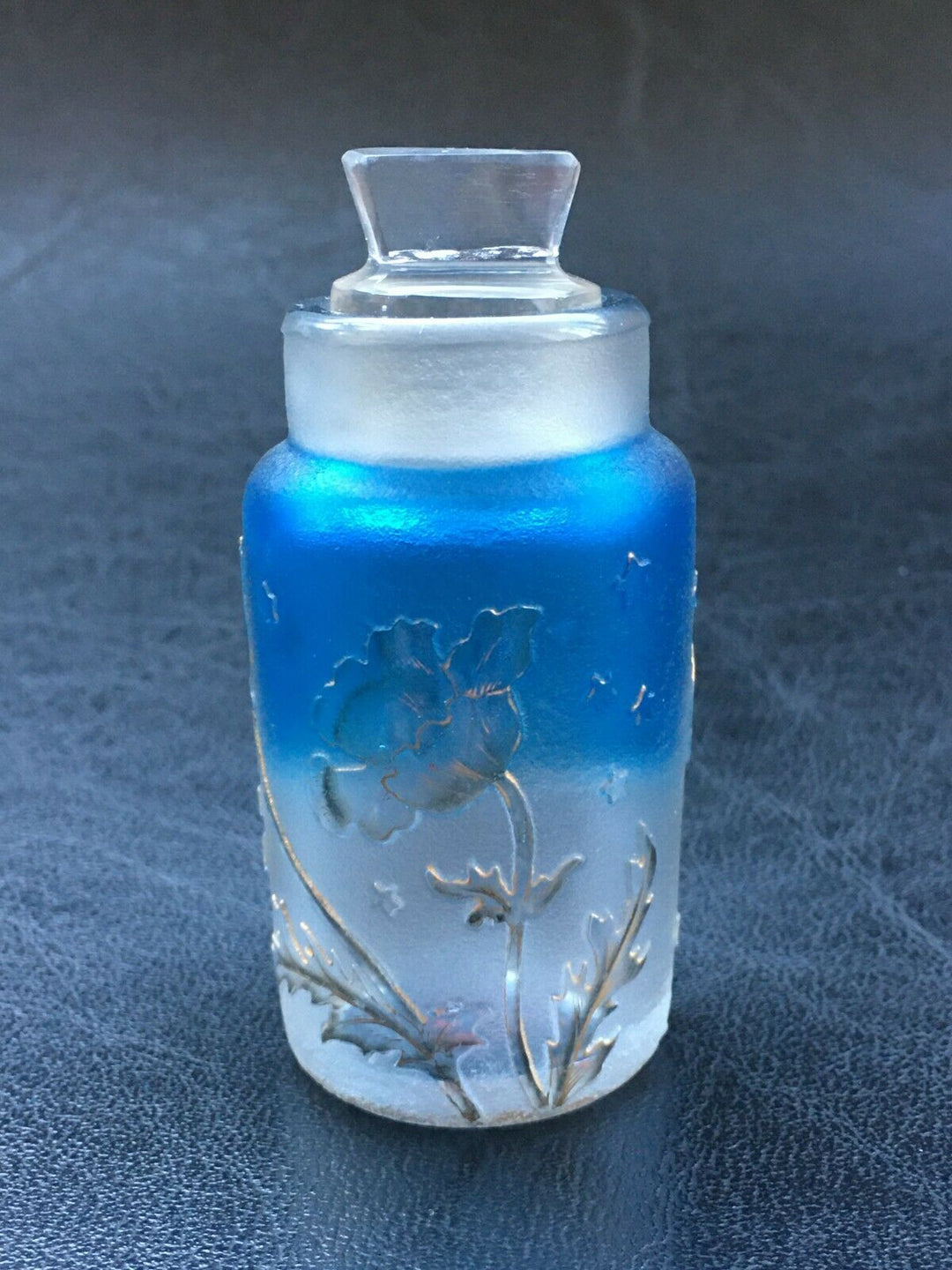 ドーム兄弟（ドームナンシー）カーネーションの花の香水瓶