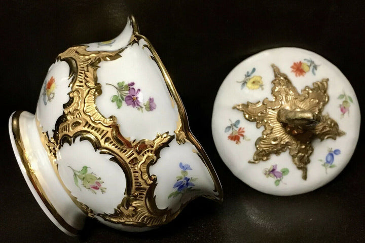 マイセンBフォームシュガーポット、花に金彩、一級品