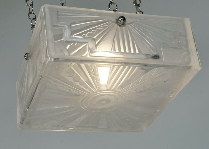 HETTIER & VINCENT : FRENCH ART DECO CHANDELIER Hanots pendant