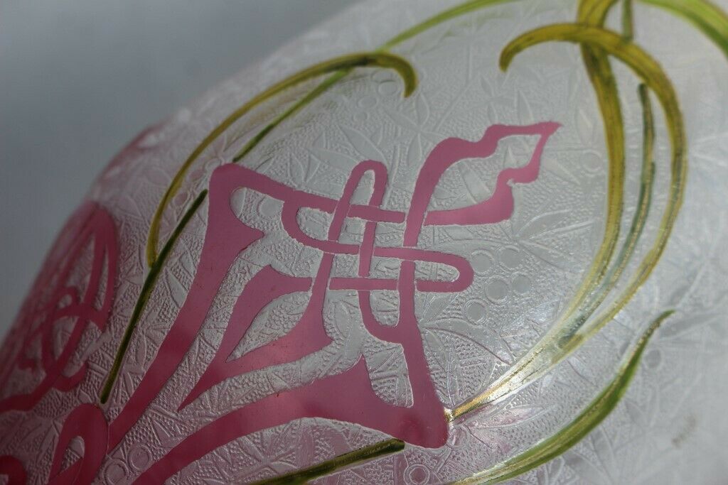 BACCARAT Vase cristal multicouche orchidées XIXe siècle (43580)