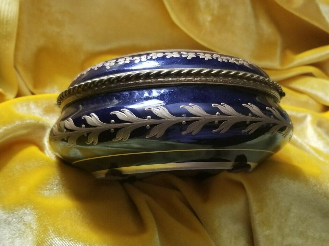 ANTIQUE FRENCH SEVRES PORCELAIN & BRONZE JEWERLY OR TRINKET BOX SIGNED BY ARTIST