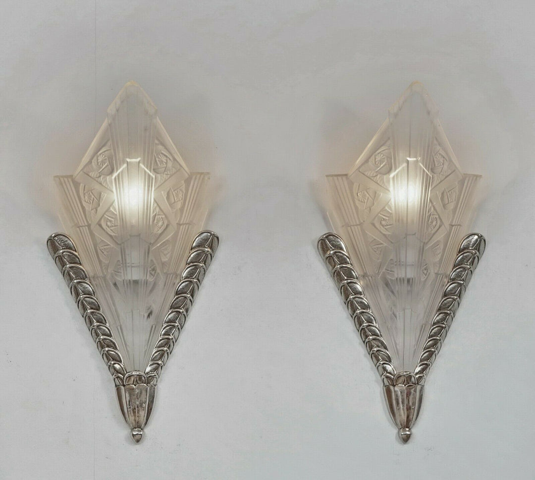 EJG : PAIR OF 1930 FRENCH ART DECO WALL SCONCES ......... lamp muller era France
