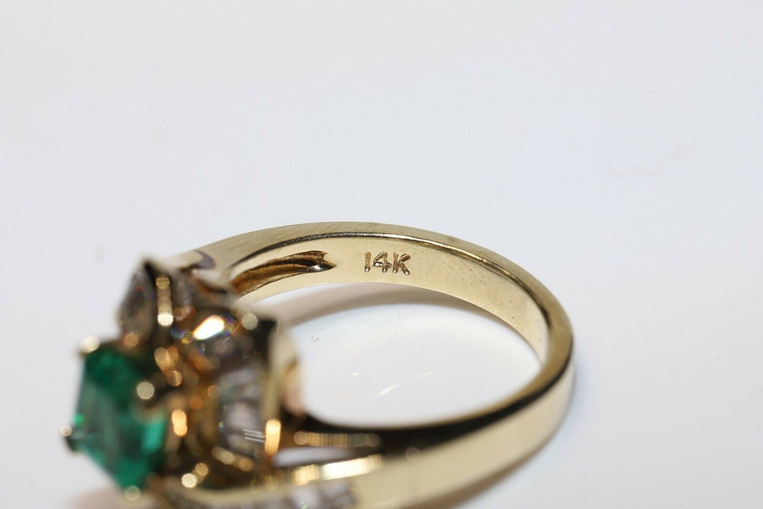 ヴィンテージ 14K バゲットカットダイヤモンドとエメラルドのリング