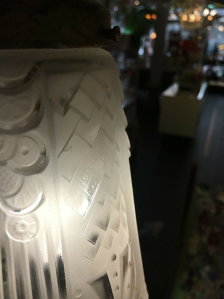 Lustre 3 tulipes et 1 vasque signé Muller & Frères