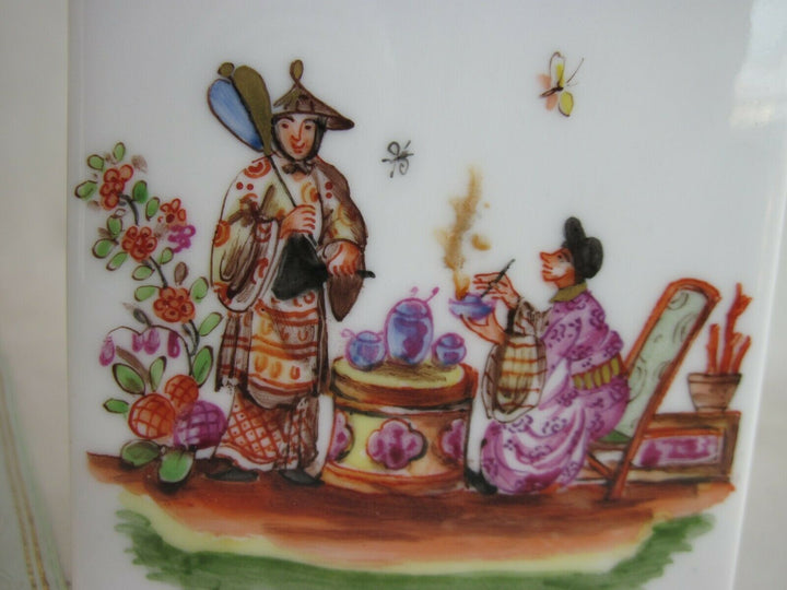 Schöne Meissen Teedose mit vielen Indischen Blumen und Chinoi-Malerei