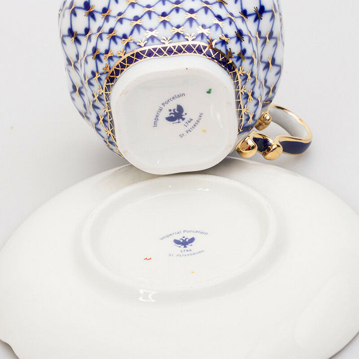 インペリアルポーセリン　蓋つきティーカップ＆ソーサーセット　コバルトネット