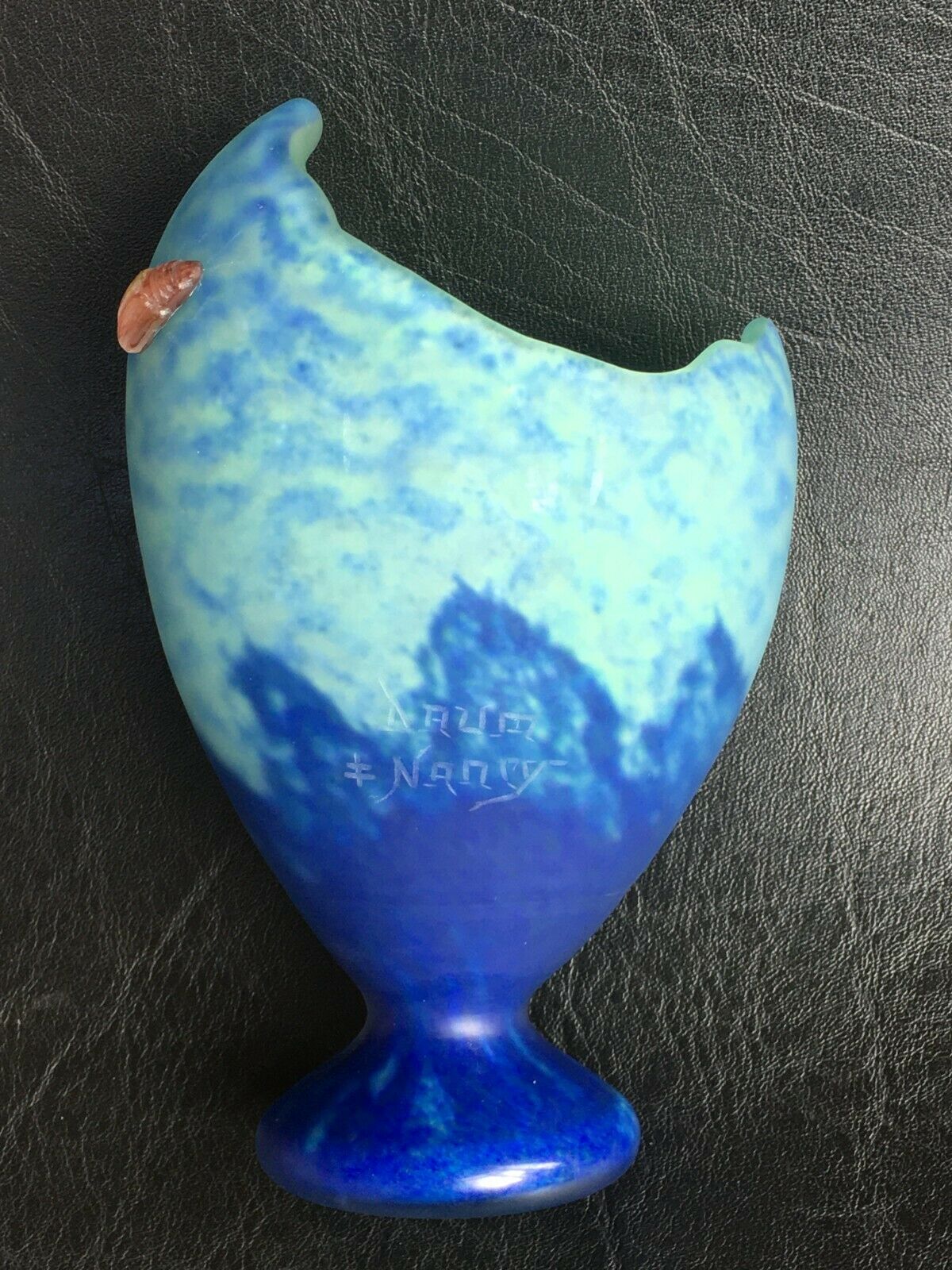 ドームナンシー （ドーム兄弟）カボションの水色花瓶 – アンティーク