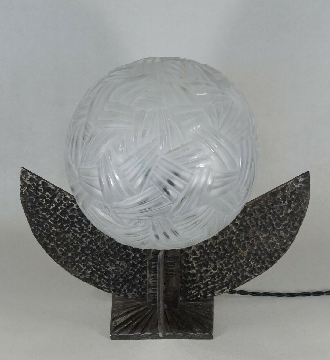 large French 1930 art deco lamp in wrought iron .................... France 1925