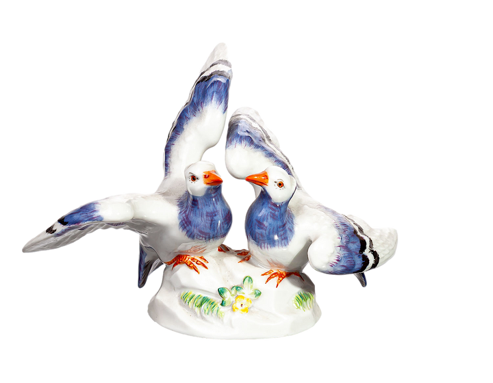 マイセン人形 動物シリーズ 鳩のペア  モデル番号O190x 1973年 9cm