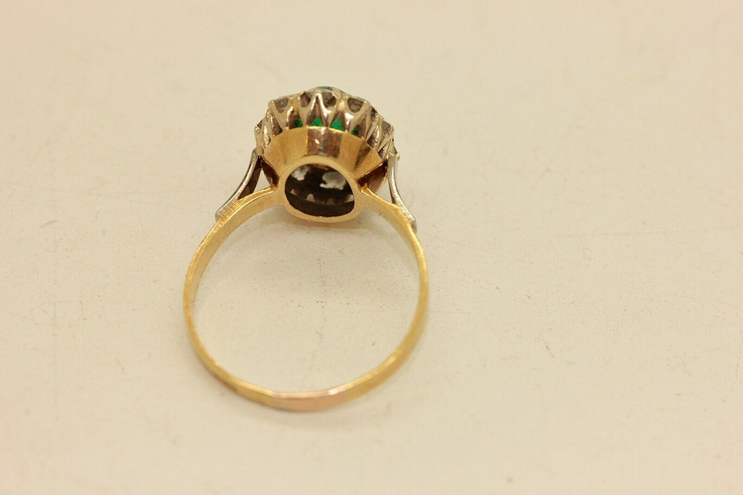 アンティーク オリジナル 18K ナチュラルダイヤモンドとエメラルドのロシアンリング