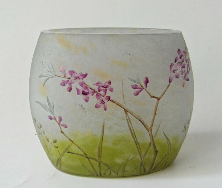 VASE DAUM FRÈRES, NANCY, SIGNIERT. MIT SEIDELBAST VASE AU DAPHNÉ ORIGINAL