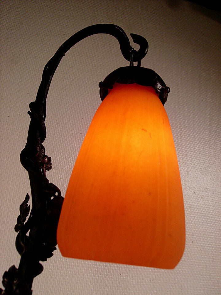 DAUM ☨ NANCY – lampe art déco en fer forgé et tulipe 1925/1930