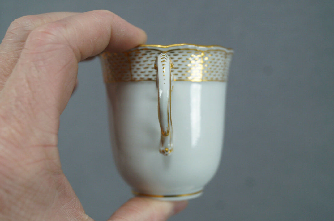 Meissen Hand Painted Courting Couple Boats Castle & Gold Chocolate Cup C. 1740