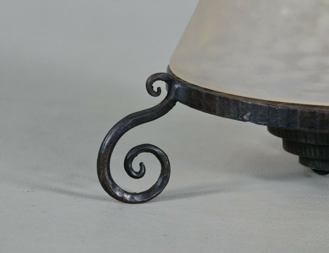 シュナイダー兄弟　小さなアールデコランプ　フランス製　錬鉄製　1925年　1930年