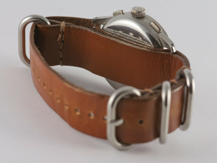 ヴィンテージ ミリタリークロノグラフ　アンジェラス　キャリバー210 CAL.210