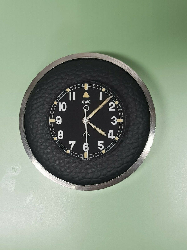 極美品 CWC手巻きヴィンテージ時計 1979年製　イギリス軍 W10 極美品 CWC手巻きヴィンテージ時計 1979年製 イギリス軍 W10