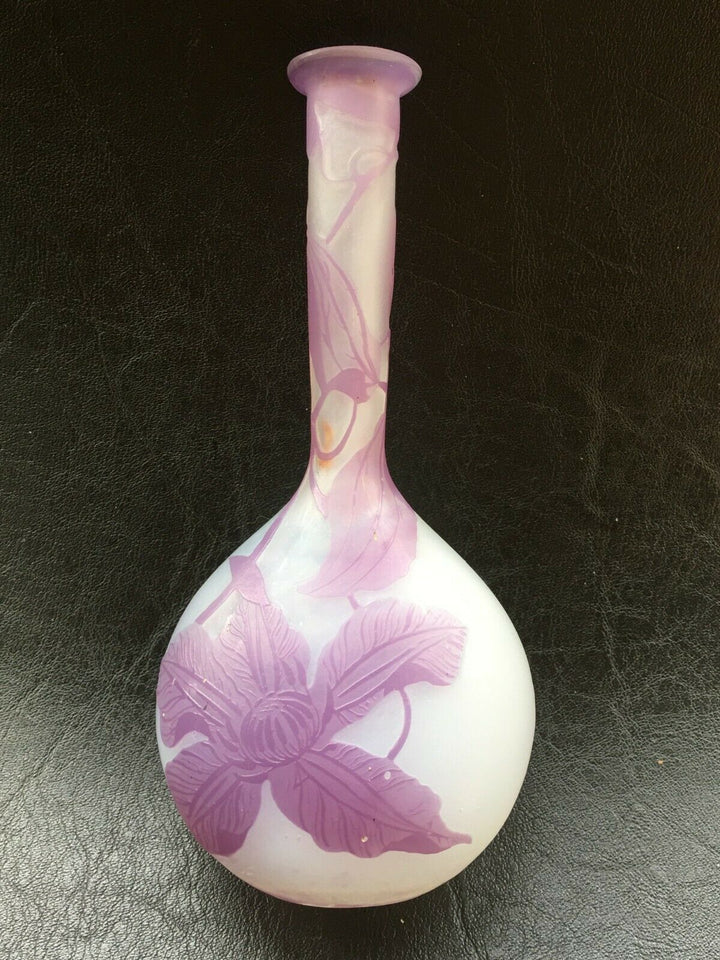 エミールガレ(GALLE)　クレマチスの花の花瓶　1900年