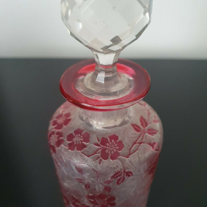  BACCARAT - Flacon Eglantier en Cristal Dégagé A l'Acide XIXè