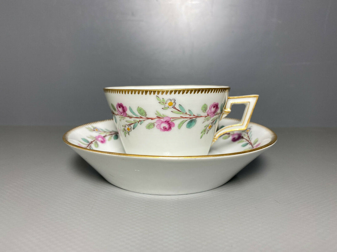 KPM BERLIN GEDECK TASSE UT BLUMEN ROSEN GOLD FLEURS EN TERRASSE? 1.WAHL UM 1780