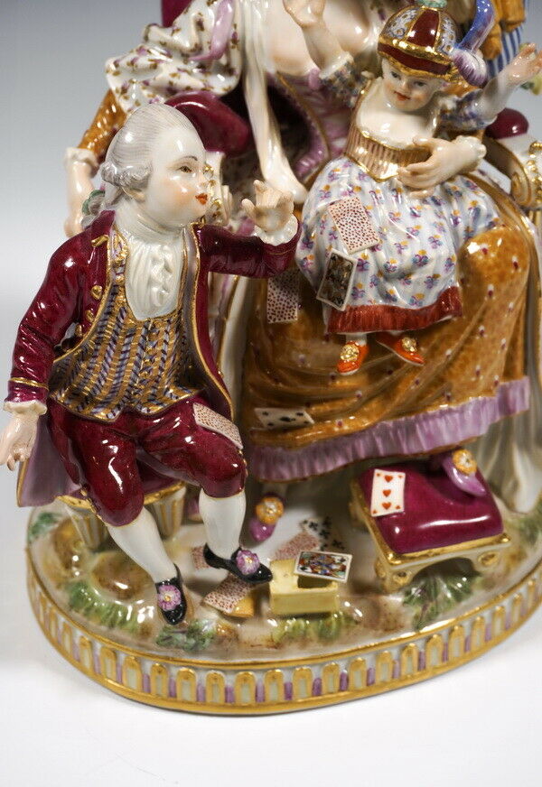 マイセン人形(MEISSEN)「子供たちを愛する母親」