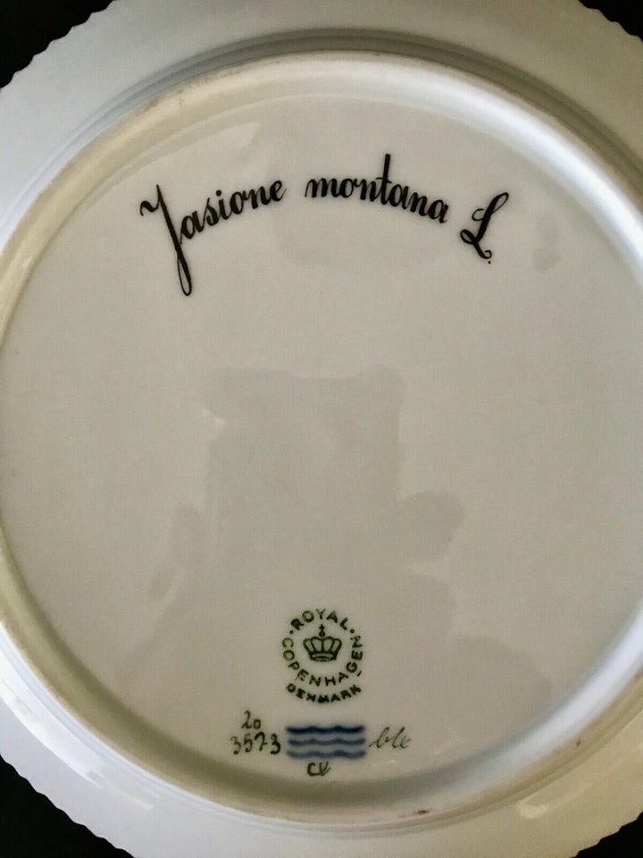 Royal Copenhagen FLORA DANICA Porcelain 7 1/2" Salad Plate #3573