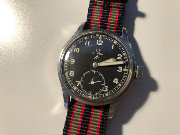 オメガ　ミリタリーヴィンテージ RAF ダーティ・ダース