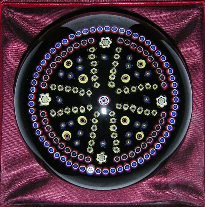Briefbeschwerer Paperweight "Malteserkreuz" Baccarat 1990, Nr. 147/200