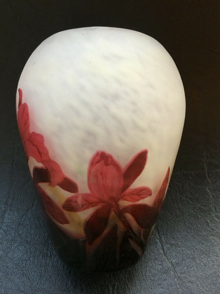 ミューラー兄弟　ハイビスカスの花瓶　1900年