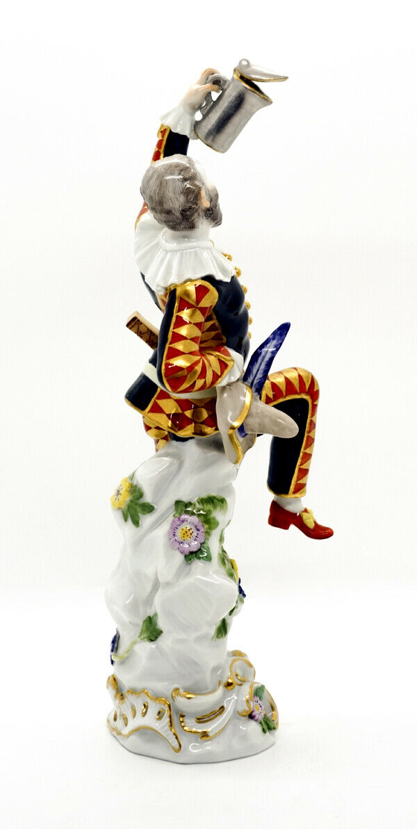 MEISSEN FIGUR HARLEKIN FEDERHUT DECKELKANNE ZANNI MÜLLER HARLEQUIN MNR: 64551