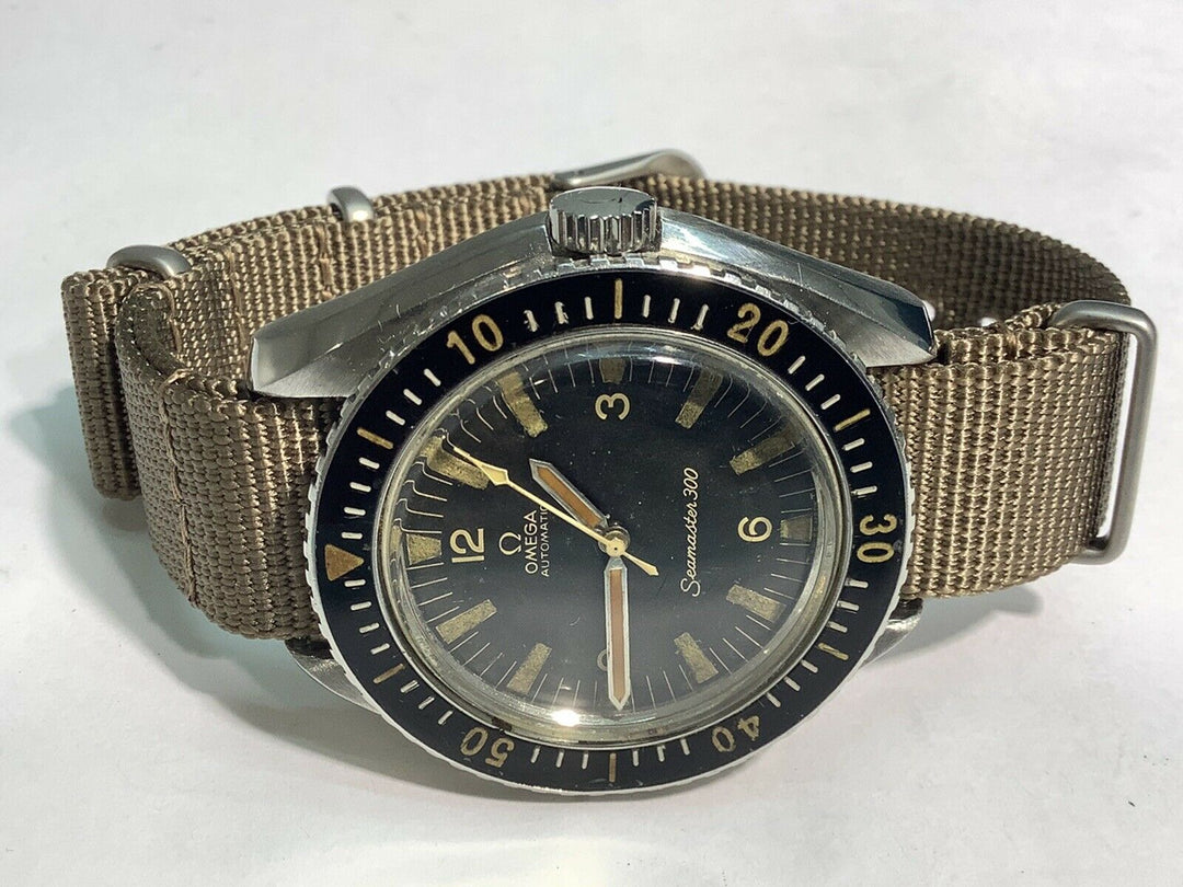 オメガ 1963年製 165.024 シーマスター 300 S スチール製 42mm トロピカルパティーナ(経年変化の味わい深さ) –  アンティークテーブルウェア