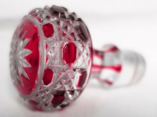 Toilet bottle in crystal Baccarat, model pontarlier diamonds precious stones