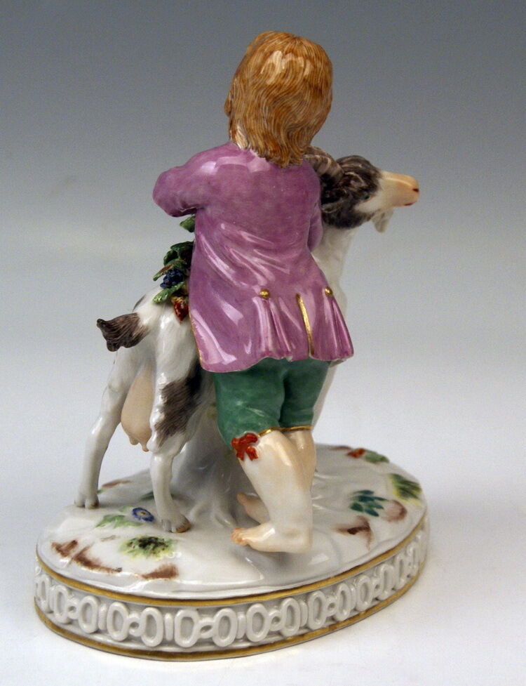 MEISSEN FIGUR SCHÄFER MIT ZIEGE SHEPHERD WITH GOAT J. C. SCHOENHEIT MNR: 61270