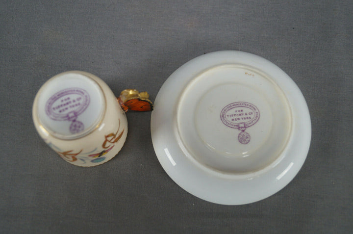 ロイヤルウースター＆ティファニー、エナメル彩色の鳥と虫、アイボリー、蝶の取っ手のカップ