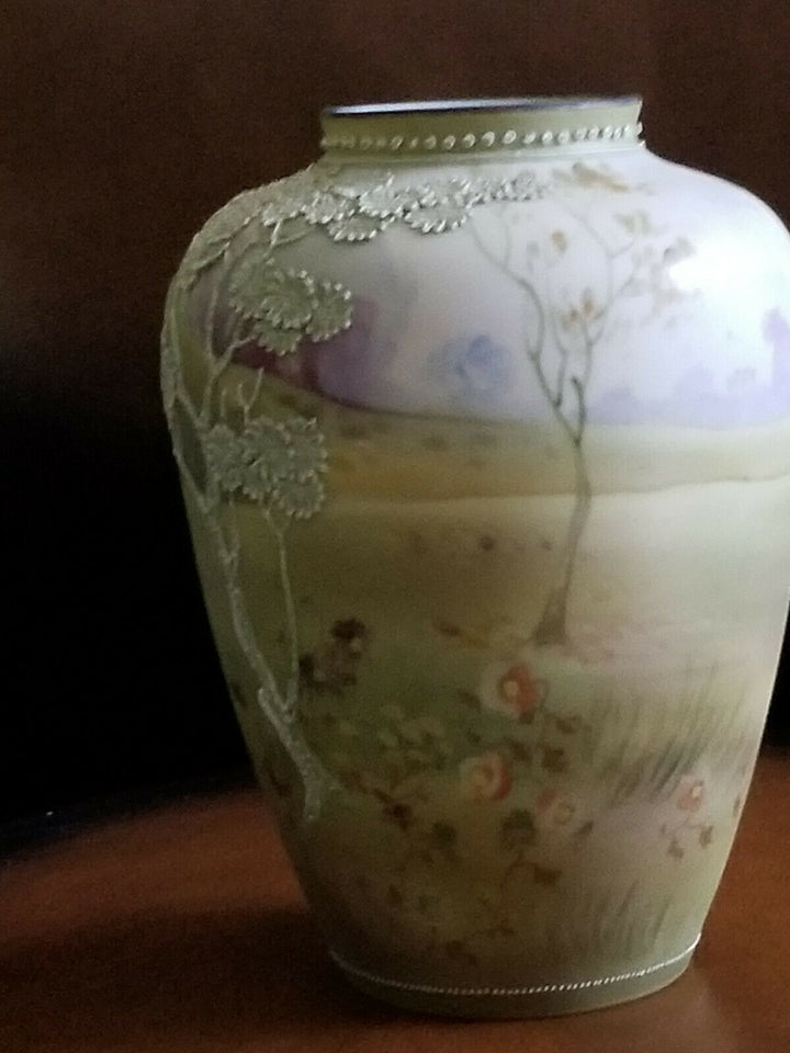 Nippon Vase - Lace beading - Adorable
