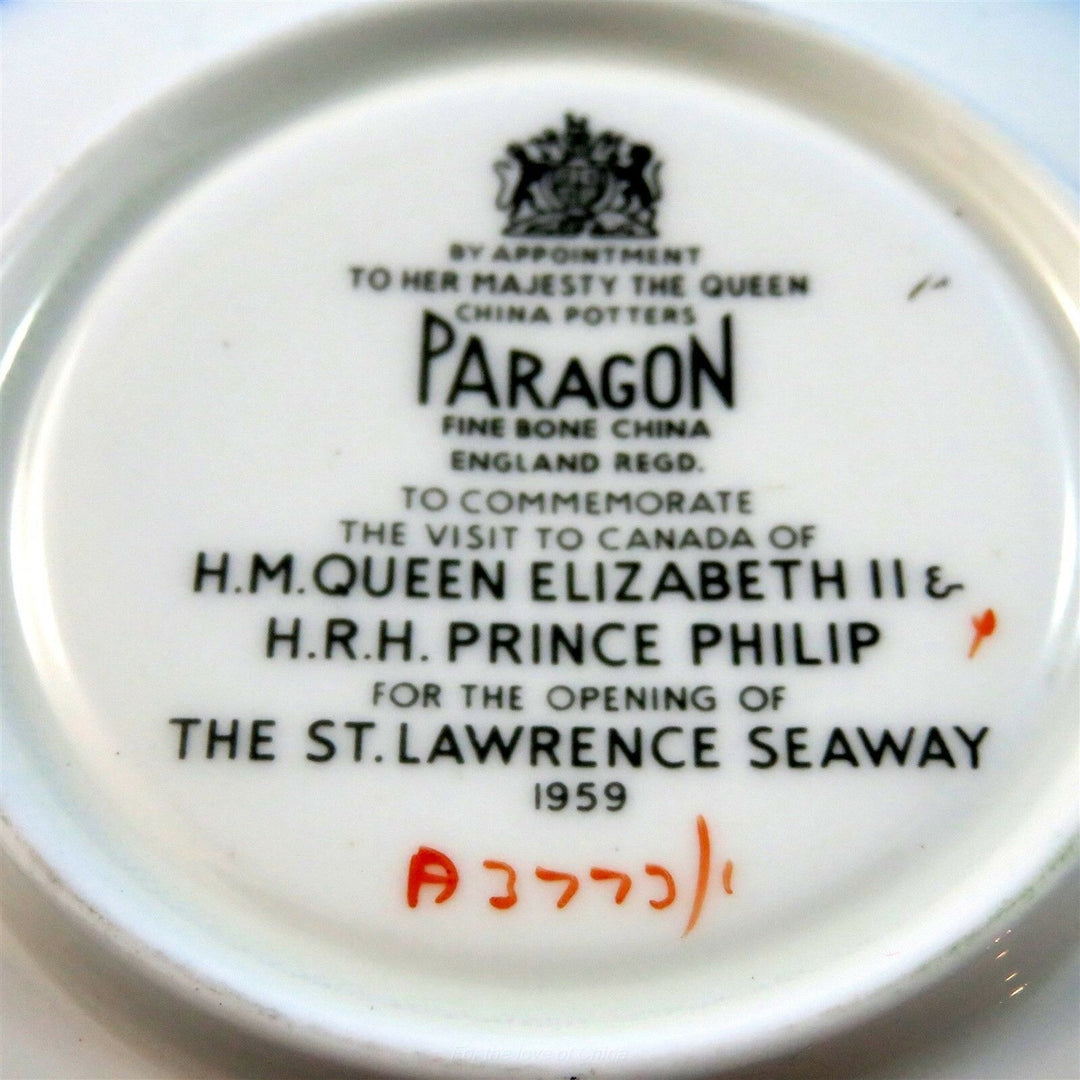 パラゴン　1959年セントローレンス・シーウェイ開通記念のカップ&ソーサー