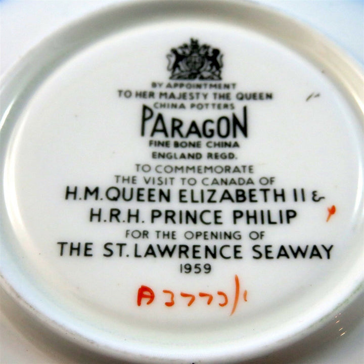 パラゴン　1959年セントローレンス・シーウェイ開通記念のカップ&ソーサー