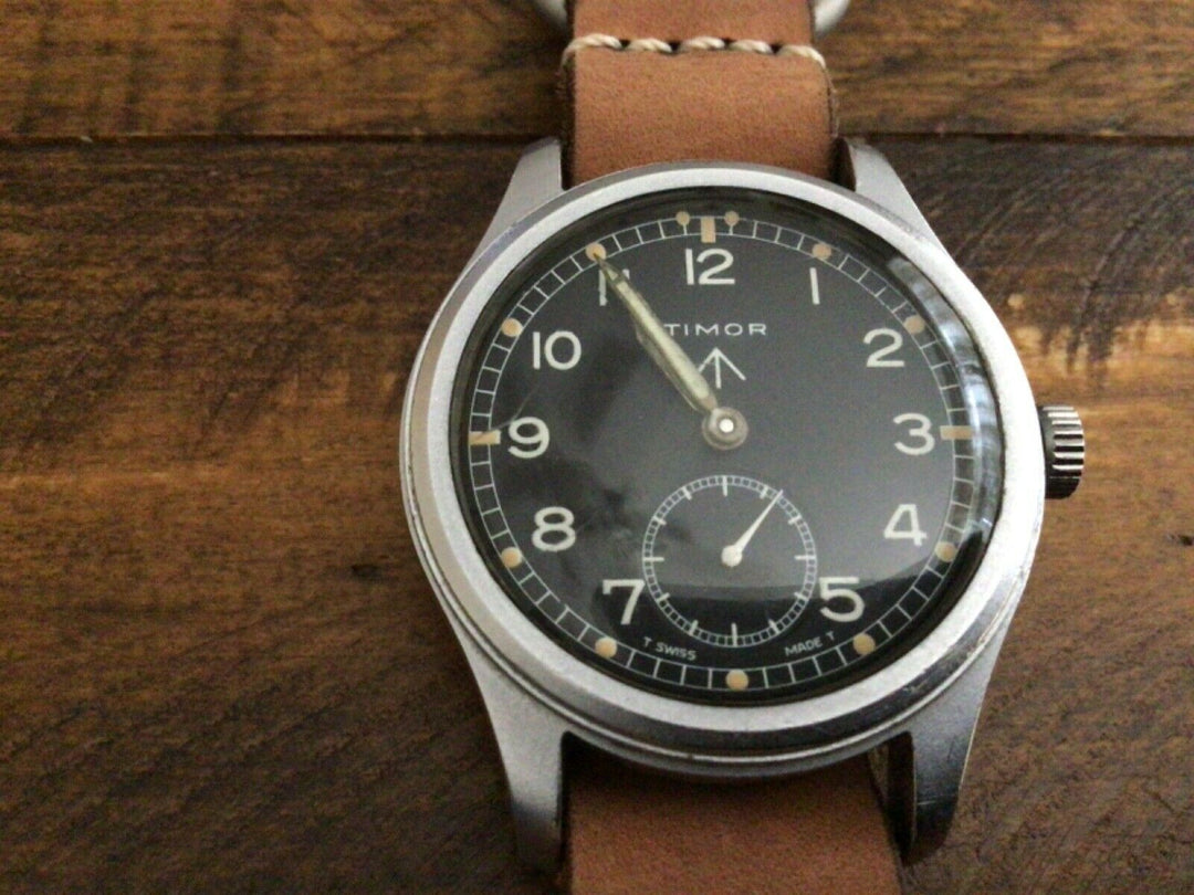 ティモール　WWW“ダーティ・ダース” 腕時計