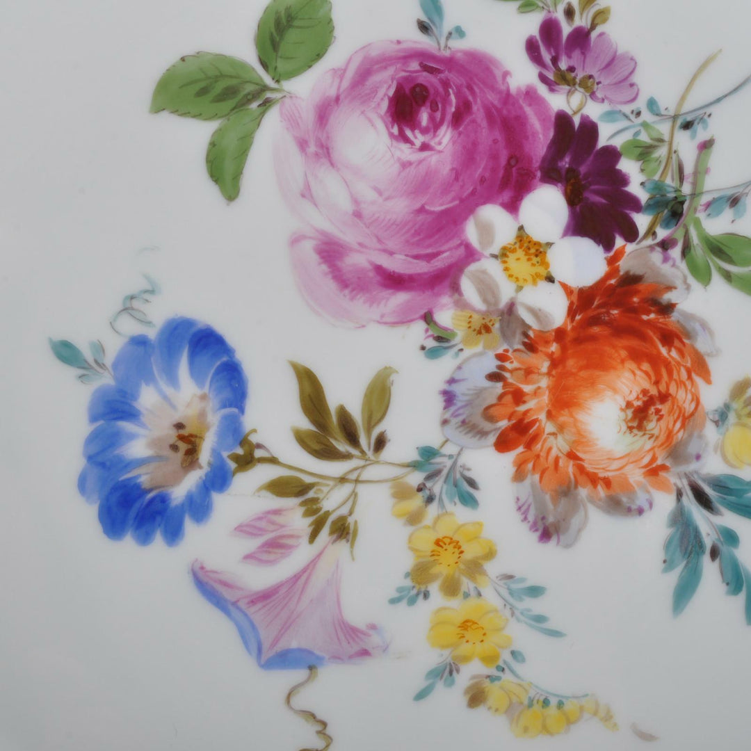 Meissen großer Wandteller, kobaltblau, Blumen Bukett, aufwändiger Goldrand, 1.W.