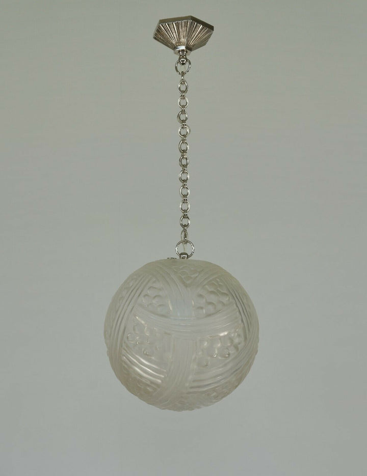 HETTIER & VINCENT : a pair of French 1930 ART DECO PENDANT S . chandelier HANOTS