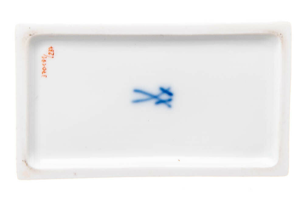 Teedose mit Storchdekor Meissen Neuer Ausschnitt 1. Wahl nach 1970