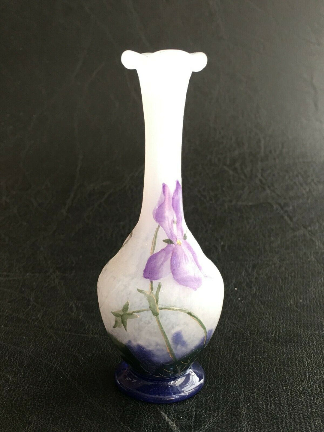 ドーム兄弟（ドームナンシー）スミレの花のくびれ型花瓶