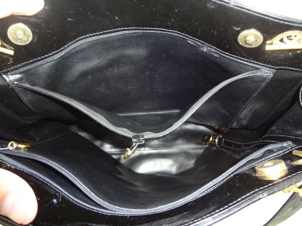 AUTH CHANEL BLACK PATENT SHOULDER TOTE BAG