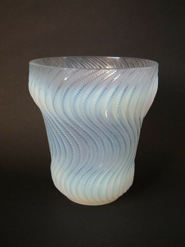 Rene Lalique Opalescent Glass 'Actinia' Vase