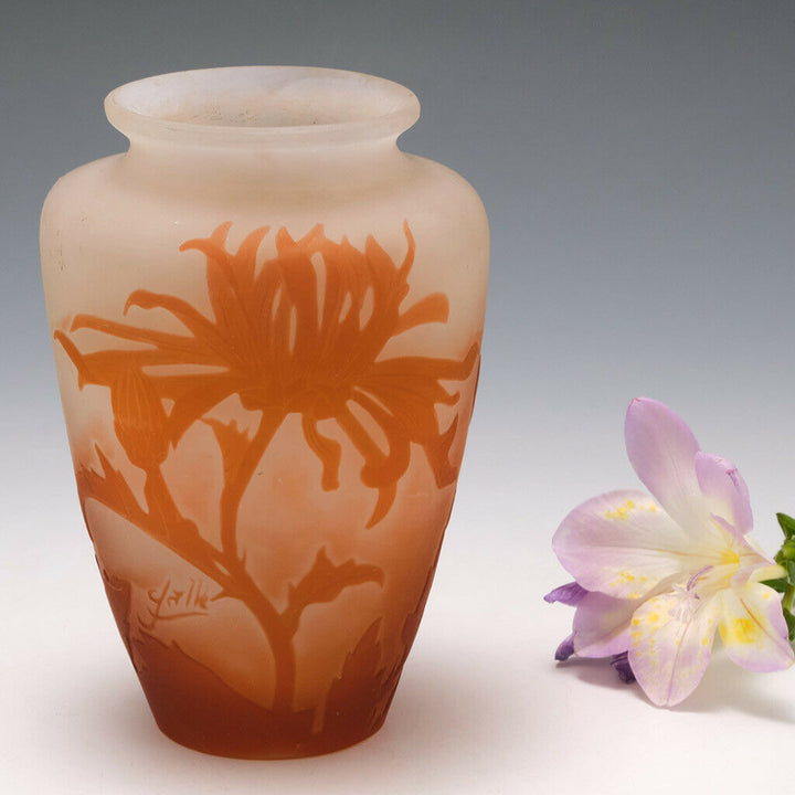 A Galle Cameo Glass Vase 1906-14