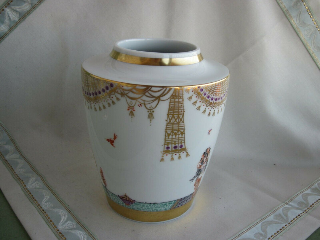 Schöne Meissen Vase in Dekor 1001 Nacht