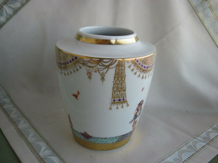 Schöne Meissen Vase in Dekor 1001 Nacht