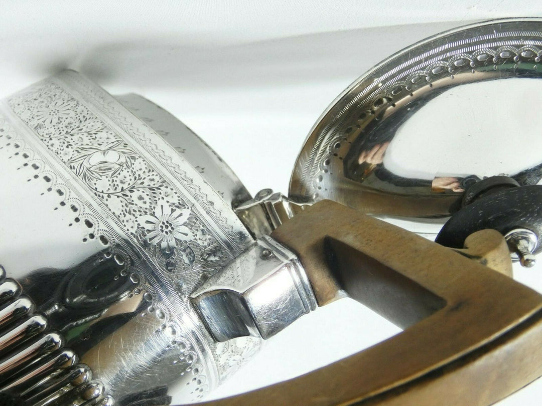 アンティークヴィクトリアン、スターリング・シルバーティーポット、1892年頃